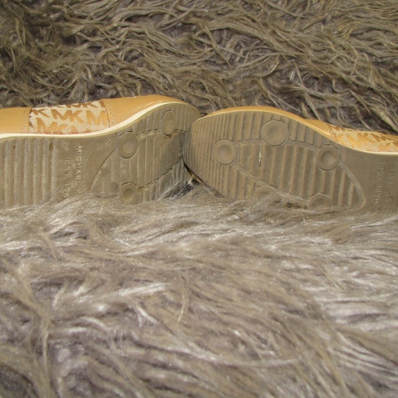 Micheal Kors - Picture 4 of 4